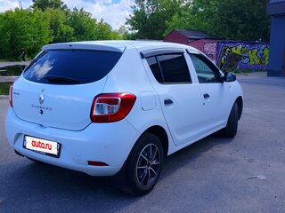 2014 Renault Sandero II, белый, 639000 рублей, вид 3