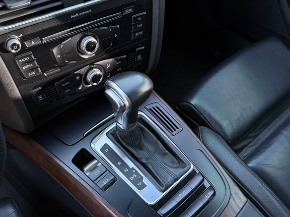 2015 Audi A4 IV (B8) Рестайлинг, белый, 1850000 рублей - вид 25