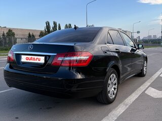 2012 Mercedes-Benz E-Класс 200 7G-Tronic IV (W212, S212, C207), чёрный, 1390000 рублей, вид 4