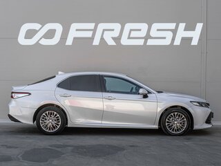 2020 Toyota Camry VIII (XV70), белый, 2650000 рублей, вид 5