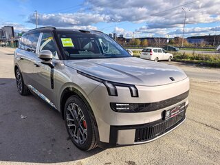 2026 Lynk & Co 900, золотистый, 8490000 рублей, вид 1