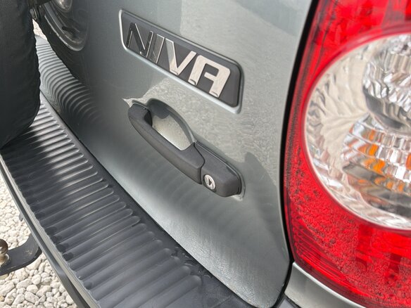 2012 Chevrolet Niva I Рестайлинг, серый, 560000 рублей - вид 13