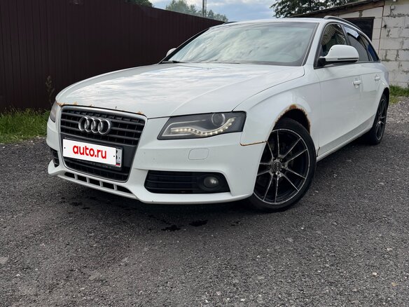 2009 Audi A4 IV (B8), белый, 600000 рублей