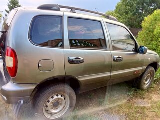 2007 Chevrolet Niva I, серый, 380000 рублей, вид 3