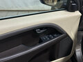 2011 Volvo XC70 II, бежевый, 1440000 рублей - вид 11