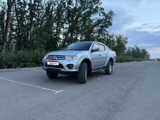 2014 Mitsubishi L200 IV Рестайлинг, серебристый, 1790000 рублей, вид 1