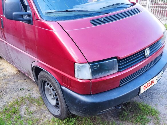 1996 Volkswagen Transporter T4, красный - вид 2