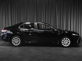 2021 Toyota Camry VIII (XV70) Рестайлинг, чёрный, 3949000 рублей, вид 5