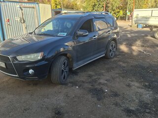 2010 Mitsubishi Outlander II Рестайлинг, чёрный, 950000 рублей, вид 1