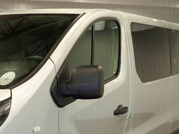 2015 Renault Trafic III, серебристый, 1895000 рублей - вид 15