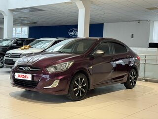 2013 Hyundai Solaris I, фиолетовый, 670000 рублей, вид 1