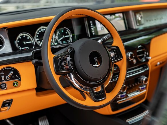 2024 Rolls-Royce Phantom Long Extended VIII, чёрный, 90510300 рублей - вид 16