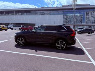2019 Volvo XC60 II, чёрный, 4300000 рублей, вид 4