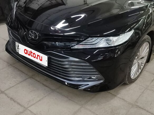 2018 Toyota Camry VIII (XV70), чёрный, 2650000 рублей - вид 1
