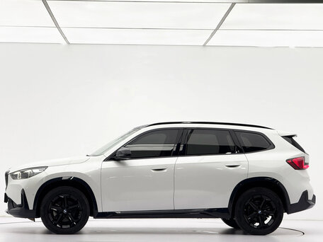 2023 BMW X1 Long 20Li sDrive III (U11/U12), белый, 2590000 рублей, вид 5