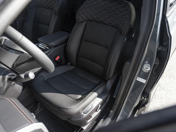 2026 Geely Okavango I Рестайлинг, серый, 4085990 рублей - вид 26