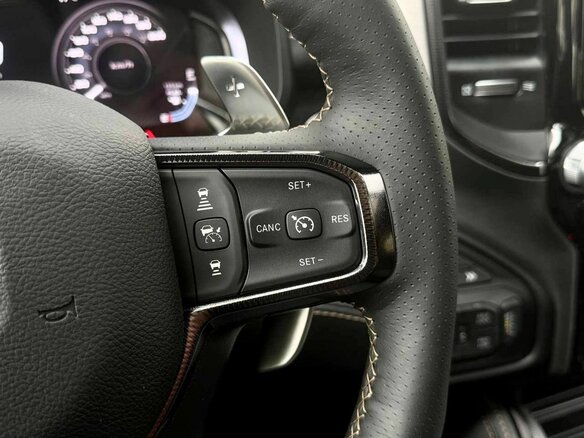 2023 Ram 1500 Crew Cab TRX V, оранжевый, 16490000 рублей - вид 23