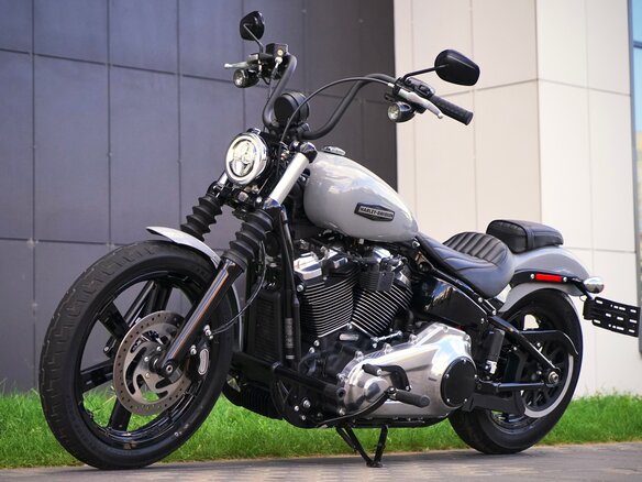 2025 Harley-Davidson Street Bob, серый, 1699000 рублей - вид 25
