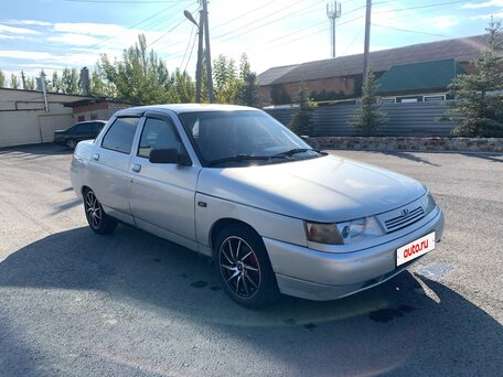 2005 Lada (ВАЗ) 2110, серебристый, 160000 рублей, вид 2
