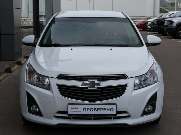 2013 Chevrolet Cruze I Рестайлинг, белый - вид 1