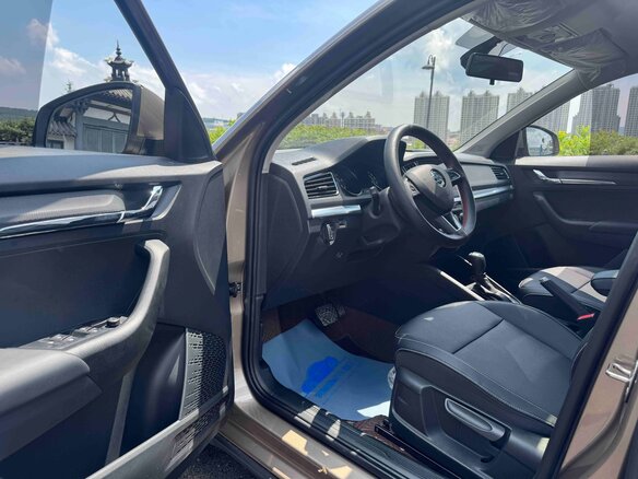2022 Skoda Kamiq GT I (China Market), коричневый, 1590000 рублей - вид 6