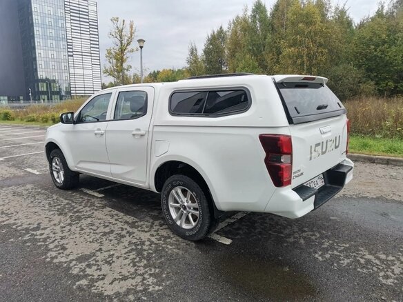 2021 Isuzu D-Max III, белый, 2800000 рублей - вид 19