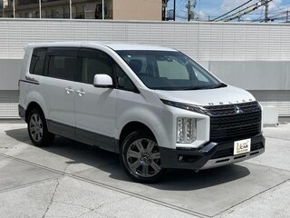 2022 Mitsubishi Delica D:5 I Рестайлинг, белый, 2900200 рублей, вид 1