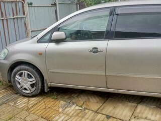 2001 Toyota Ipsum II (M20), бежевый, 700000 рублей, вид 4