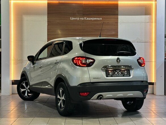 2018 Renault Kaptur I, серебристый, 1490000 рублей - вид 5