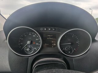 2007 Mercedes-Benz M-Класс 320 II (W164), серебристый, 1200000 рублей, вид 5