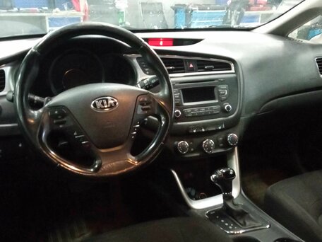 2015 Kia Ceed II Рестайлинг, бежевый, 1099000 рублей, вид 5