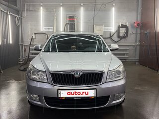 2012 Skoda Octavia II (A5) Рестайлинг, серебристый, 600000 рублей, вид 2