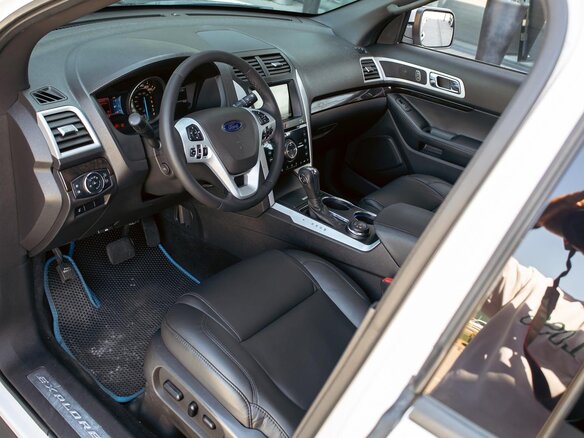 2014 Ford Explorer V, белый, 1495000 рублей - вид 12