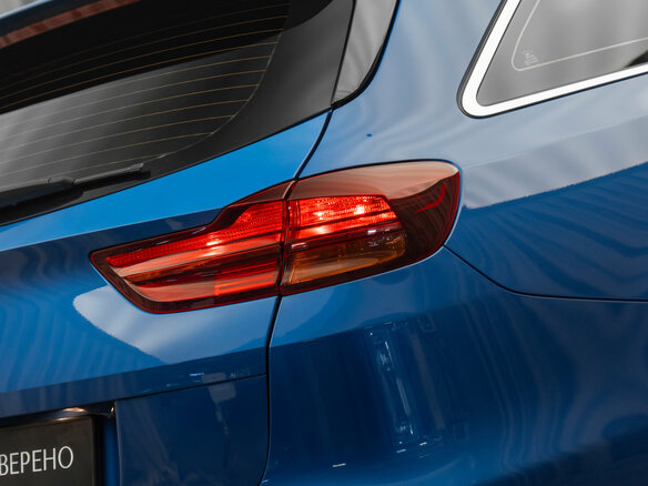 2021 Kia Ceed III Рестайлинг, синий - вид 24