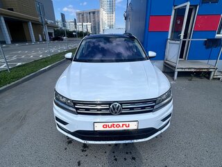 2020 Volkswagen Tiguan II, белый, 2290000 рублей, вид 2