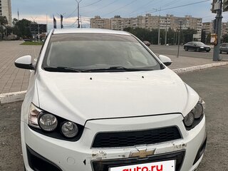 2012 Chevrolet Aveo II, белый, 500000 рублей, вид 2