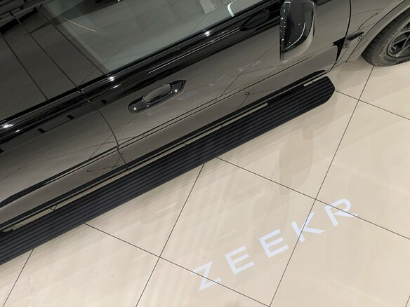 2026 Zeekr 9X 70 kWh, чёрный, 14490000 рублей - вид 13
