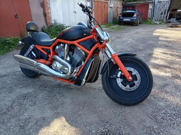 2004 Harley-Davidson V-Rod, оранжевый, 650000 рублей - вид 4