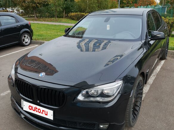2010 BMW 7 серии Long 750Li xDrive V (F01/F02/F04), чёрный, 1700777 рублей - вид 9