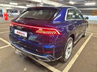 2021 Audi Q8 45 TDI I (4M), синий, 8500000 рублей, вид 5