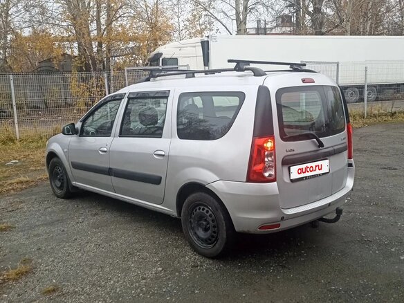 2016 Lada (ВАЗ) Largus I, серебристый, 560000 рублей - вид 4
