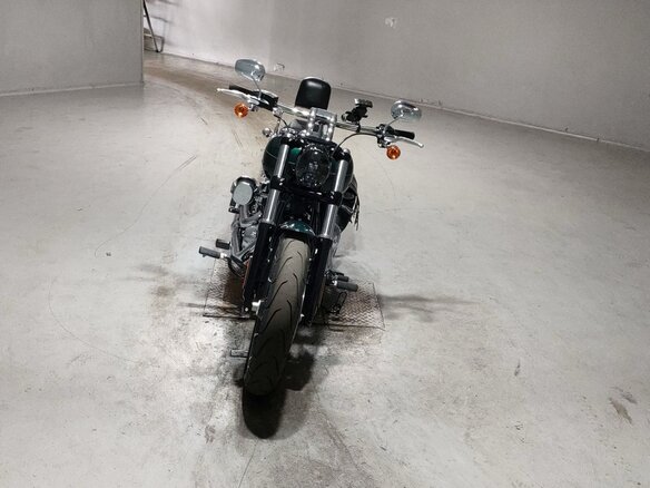 2024 Harley-Davidson Breakout, зелёный, 1950000 рублей - вид 3