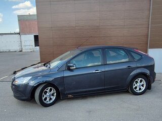 2010 Ford Focus II Рестайлинг, серый, 550000 рублей, вид 3