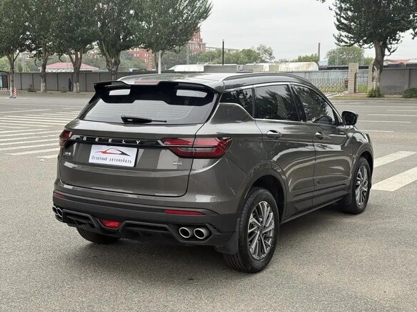 2022 Geely Binyue I Рестайлинг, серый, 1328000 рублей - вид 5