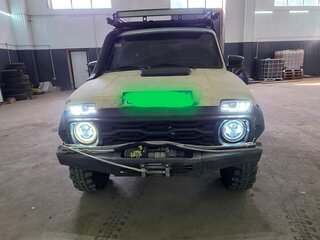 2012 Lada (ВАЗ) 2121 (4x4) I Рестайлинг, белый, 599000 рублей, вид 2