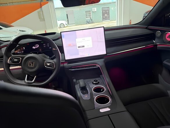 2026 Zeekr 001 103 kWh I Рестайлинг 2, фиолетовый, 11130000 рублей - вид 6