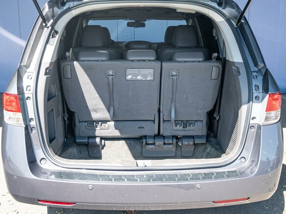 2014 Honda Odyssey (North America) IV, серый, 2800000 рублей - вид 29