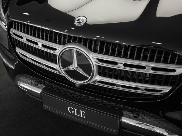 2026 Mercedes-Benz GLE 350 II (V167) Рестайлинг, чёрный, 11000000 рублей - вид 6