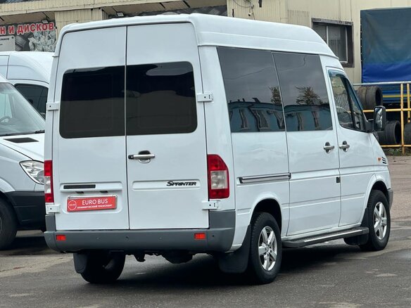 2002 Mercedes-Benz Sprinter Classic, белый, 1299000 рублей - вид 3