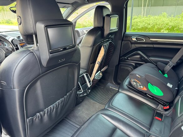 2012 Porsche Cayenne Diesel II (958), чёрный, 2590000 рублей - вид 16
